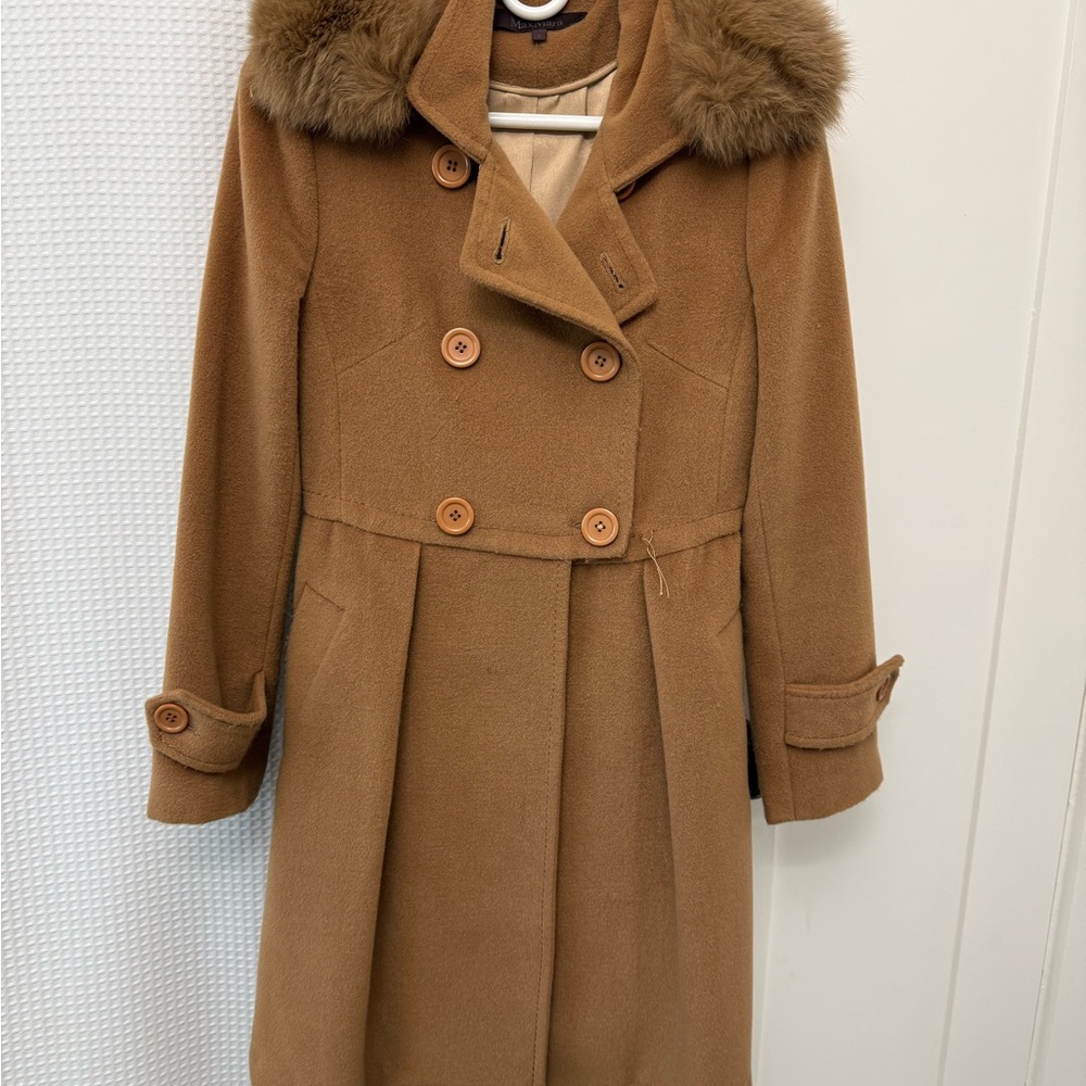 MaxMara Camel Double-Breasted Pea Coat with Faux Fur Collar